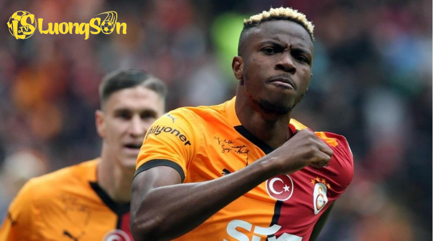 MU sẵn sàng kích hoạt điều khoản phá vỡ hợp đồng của Osimhen với Napoli (Ảnh: FBT). MU sẵn sàng kích hoạt điều khoản phá vỡ hợp đồng của Osimhen với Napoli (Ảnh: FBT).