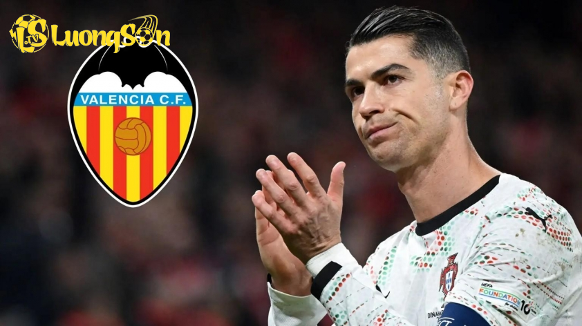 Đồn đoán về việc Ronaldo tiếp quả Valencia (Ảnh: GOAL). Đồn đoán về việc Ronaldo tiếp quả Valencia (Ảnh: GOAL).